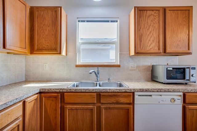 2121 S Upland Hills, Wichita, KS 67235