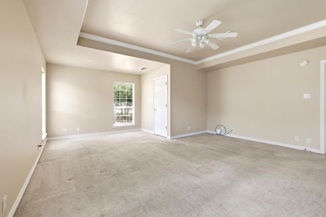 210 Bryant Street, Pottsboro, TX 75076