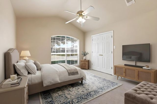 210 Bryant Street, Pottsboro, TX 75076