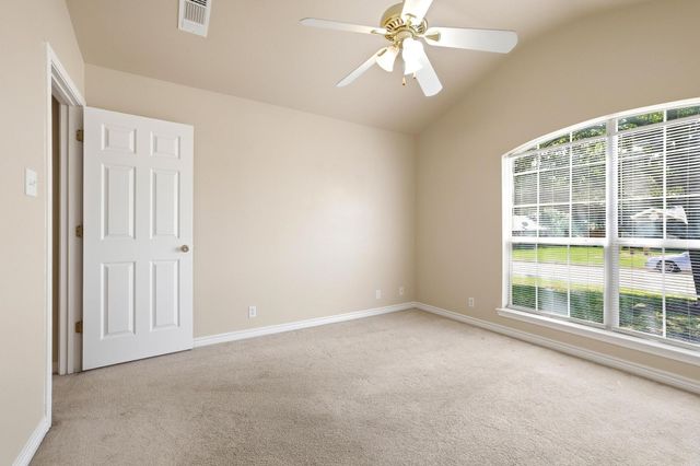 210 Bryant Street, Pottsboro, TX 75076