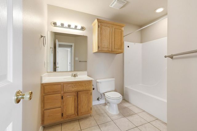 210 Bryant Street, Pottsboro, TX 75076