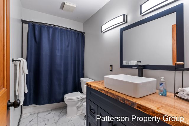 4154 S Sunset Drive, Fremont, MI 49412