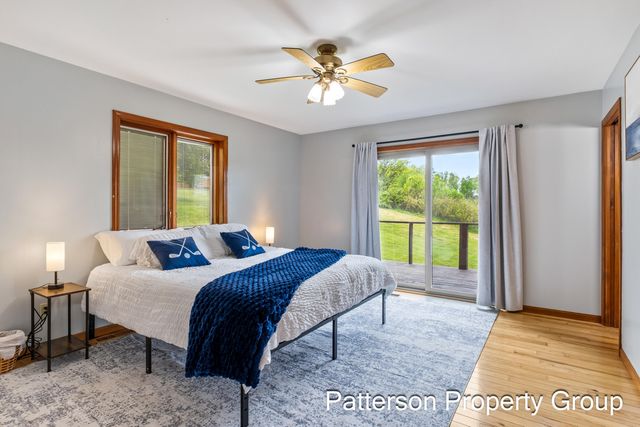 4154 S Sunset Drive, Fremont, MI 49412