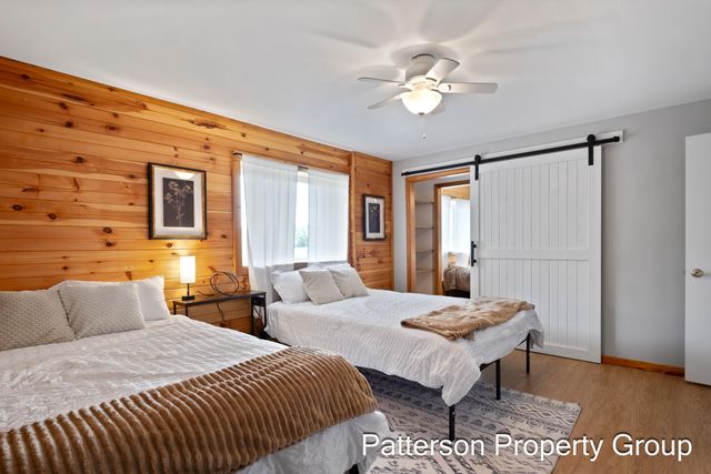 4154 S Sunset Drive, Fremont, MI 49412
