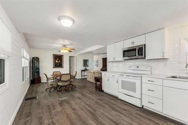 1891 ENGLEWOOD ROAD 119, Englewood, FL 34223