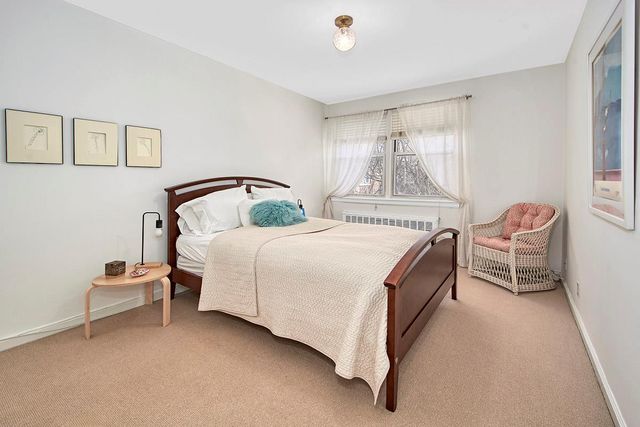 8 Bryant Crescent 2BC, White Plains, NY 10605