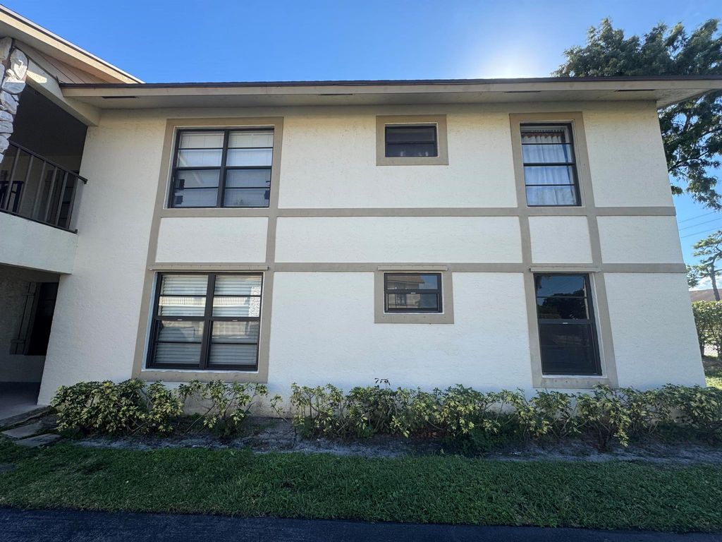 5954 Longbow Ln Lane Apt 5, West Palm Beach, FL 33415
