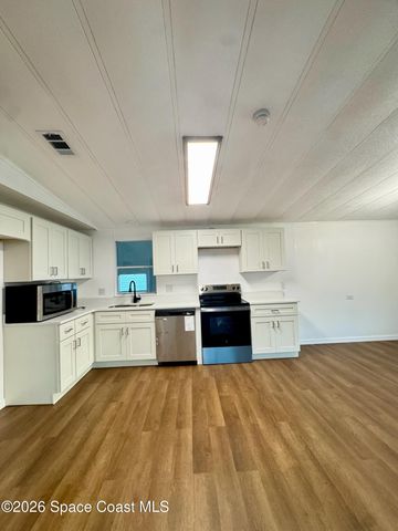 1973 Mango Street NE, Palm Bay, FL 32905