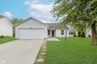 1647 Sweetwater Lane, Greenfield, IN 46140