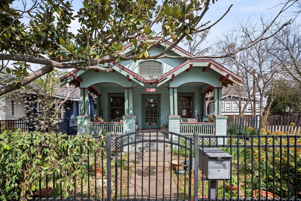 1004 Missouri Street, Houston, TX 77006