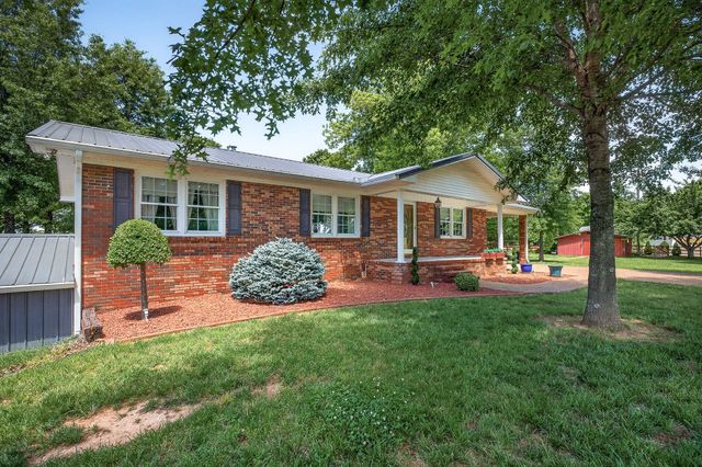 1956 Shady Grove Rd, Morrison, TN 37357