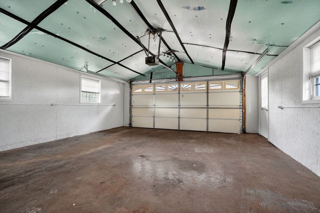 1956 Shady Grove Rd, Morrison, TN 37357