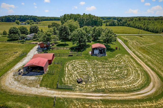 1956 Shady Grove Rd, Morrison, TN 37357