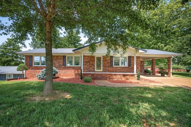 1956 Shady Grove Rd, Morrison, TN 37357