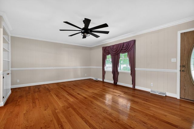 1956 Shady Grove Rd, Morrison, TN 37357