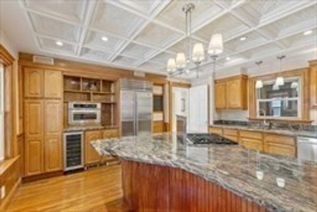 24 Brouilette St 24, Chelmsford, MA 01863