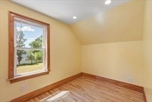 24 Brouilette St 24, Chelmsford, MA 01863