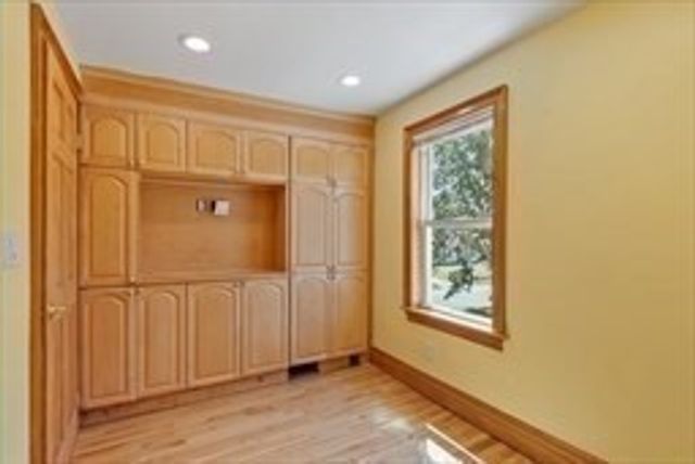 24 Brouilette St 24, Chelmsford, MA 01863