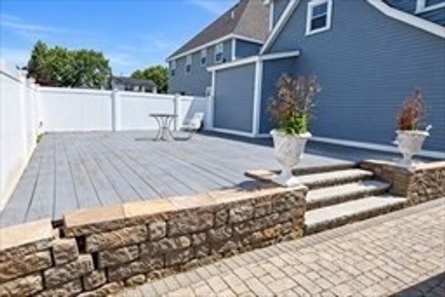 24 Brouilette St 24, Chelmsford, MA 01863