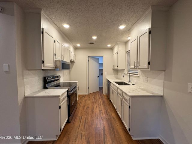 1660 Ravenwood Lane, Pearl, MS 39208