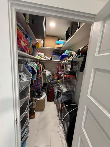 850 MANDALAY AVENUE, Clearwater Beach, FL 33767