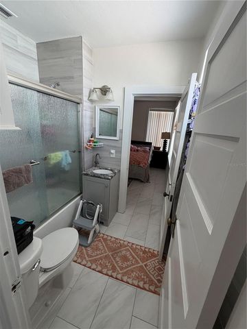 850 MANDALAY AVENUE, Clearwater Beach, FL 33767