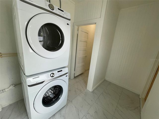 850 MANDALAY AVENUE, Clearwater Beach, FL 33767