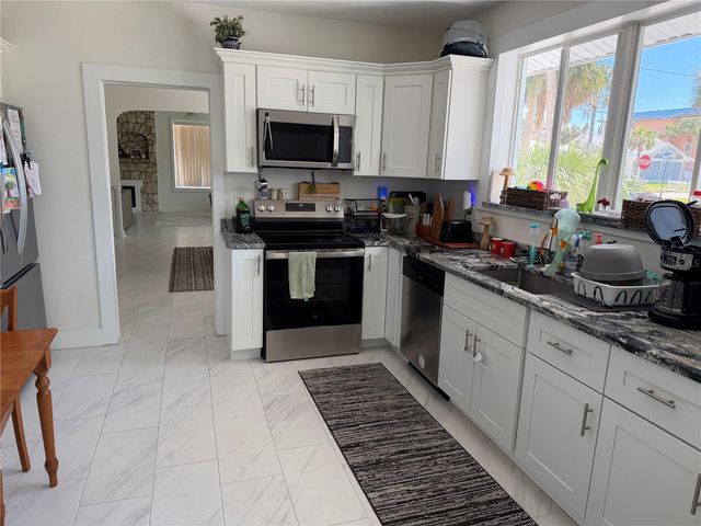 850 MANDALAY AVENUE, Clearwater Beach, FL 33767