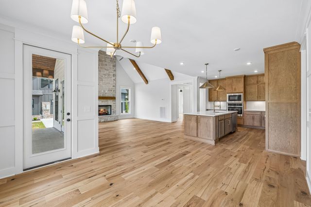 2428 River Rd, Murfreesboro, TN 37129