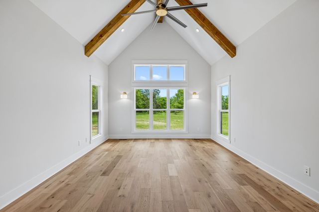 2428 River Rd, Murfreesboro, TN 37129