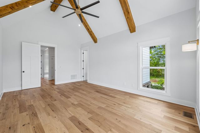 2428 River Rd, Murfreesboro, TN 37129