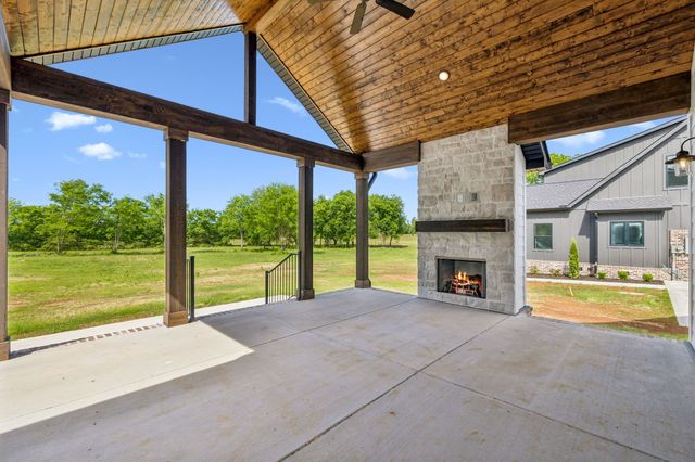 2428 River Rd, Murfreesboro, TN 37129