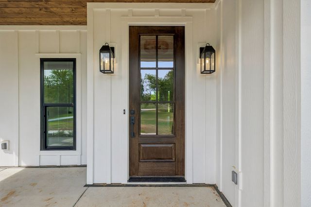 2428 River Rd, Murfreesboro, TN 37129