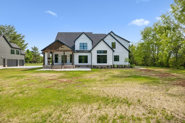 2428 River Rd, Murfreesboro, TN 37129
