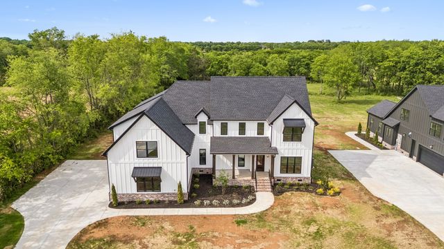 2428 River Rd, Murfreesboro, TN 37129