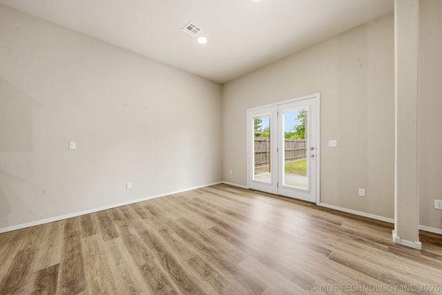 15611 E 91st Street North, Owasso, OK 74055