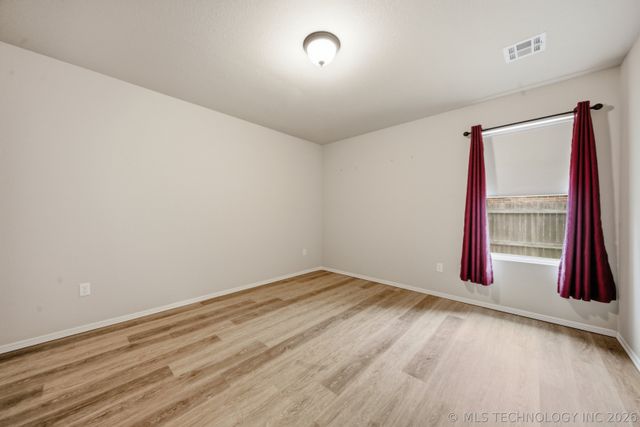15611 E 91st Street North, Owasso, OK 74055