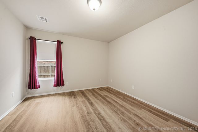 15611 E 91st Street North, Owasso, OK 74055