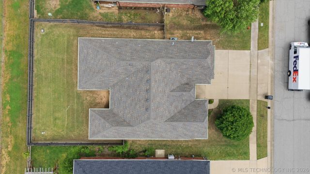 15611 E 91st Street North, Owasso, OK 74055