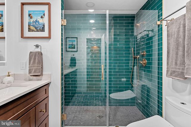 1628 GREENBRIAR CT, Reston, VA 20190