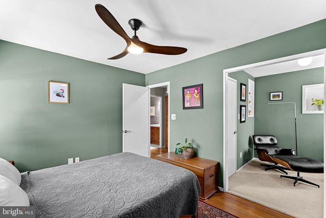 1628 GREENBRIAR CT, Reston, VA 20190