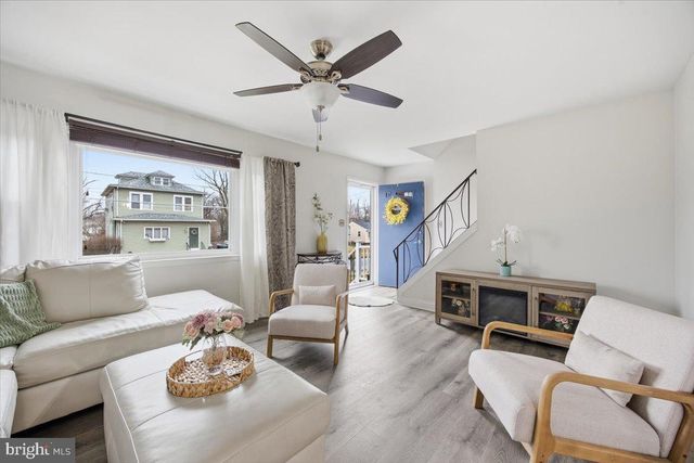 35 ROSEDALE AVE, Ewing, NJ 08638