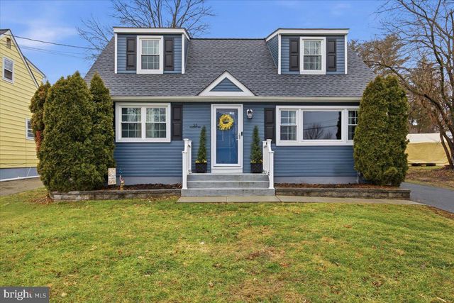 35 ROSEDALE AVE, Ewing, NJ 08638