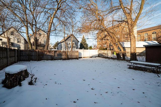 1747 S 28th STREET, Milwaukee, WI 53215