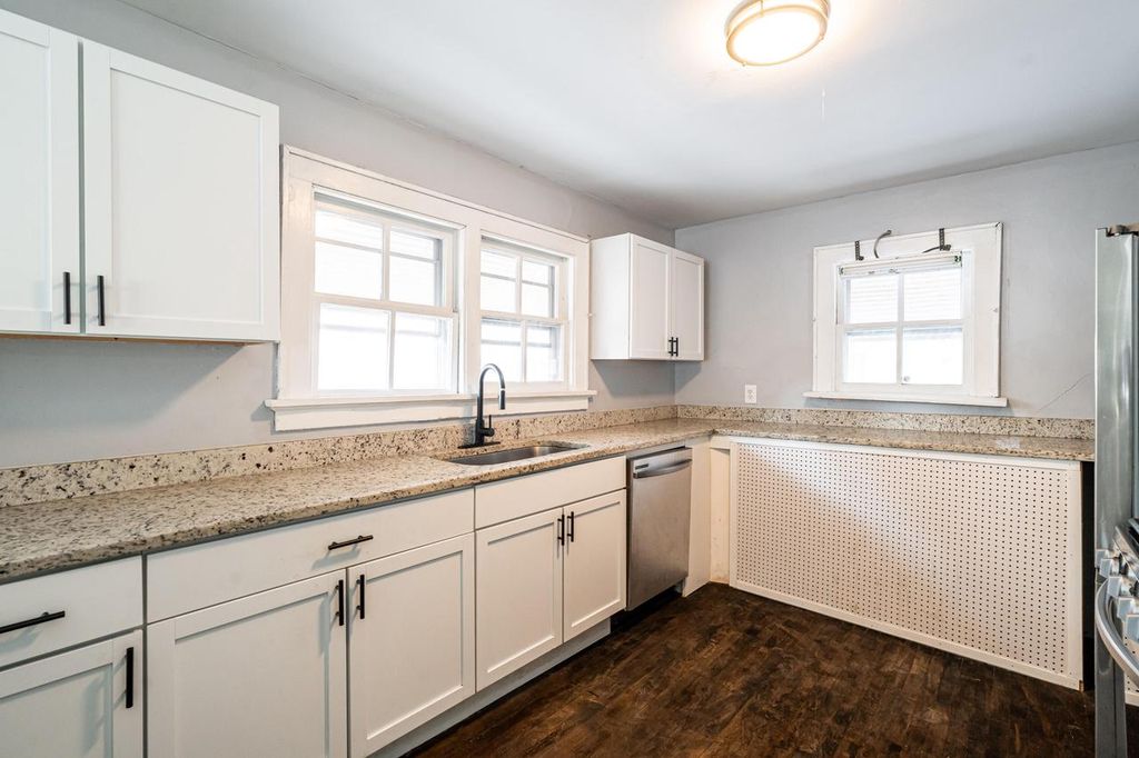 1747 S 28th STREET, Milwaukee, WI 53215