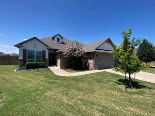 4233 NW 154th Street, Edmond, OK 73013