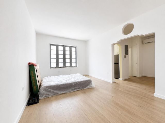901 Collins Avenue 209, Miami Beach, FL 33139