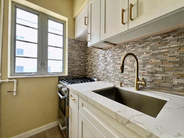 901 Collins Avenue 209, Miami Beach, FL 33139