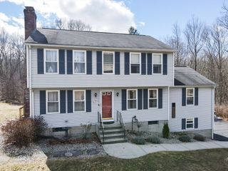 40 Emilia Drive, Uxbridge, MA 01569