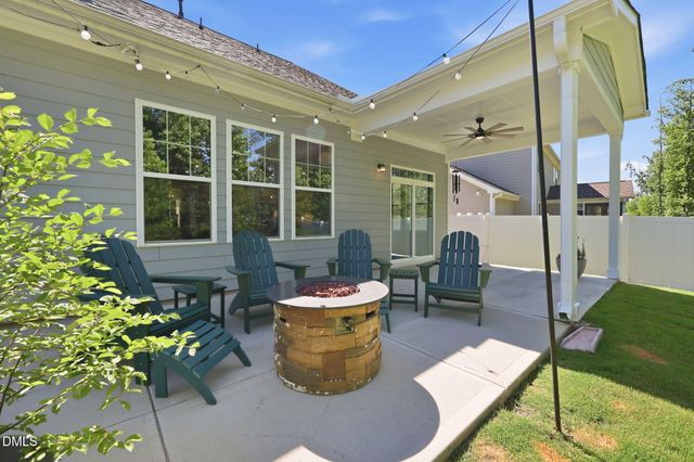 225 Rostova Way, Holly Springs, NC 27540